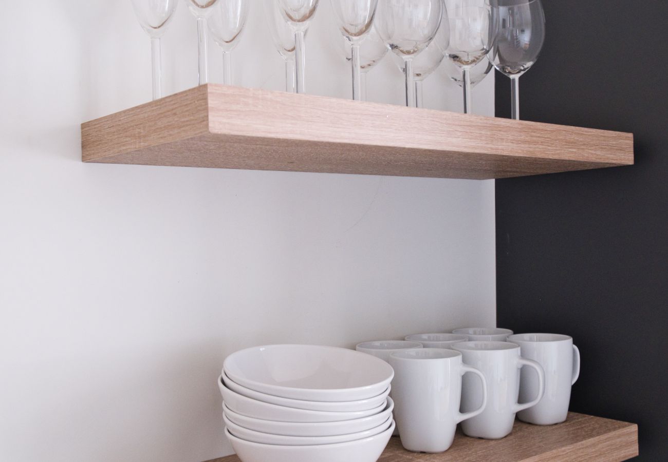 Apartment in Cheltenham - Frankel 3 Bedroom Apartment, Cheltenham by mySTAYINN