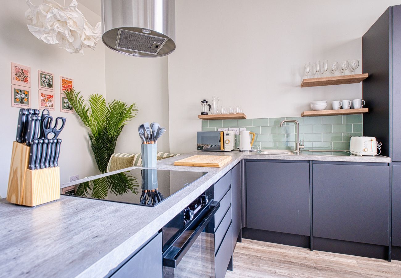 Apartment in Cheltenham - Frankel 3 Bedroom Apartment, Cheltenham by mySTAYINN