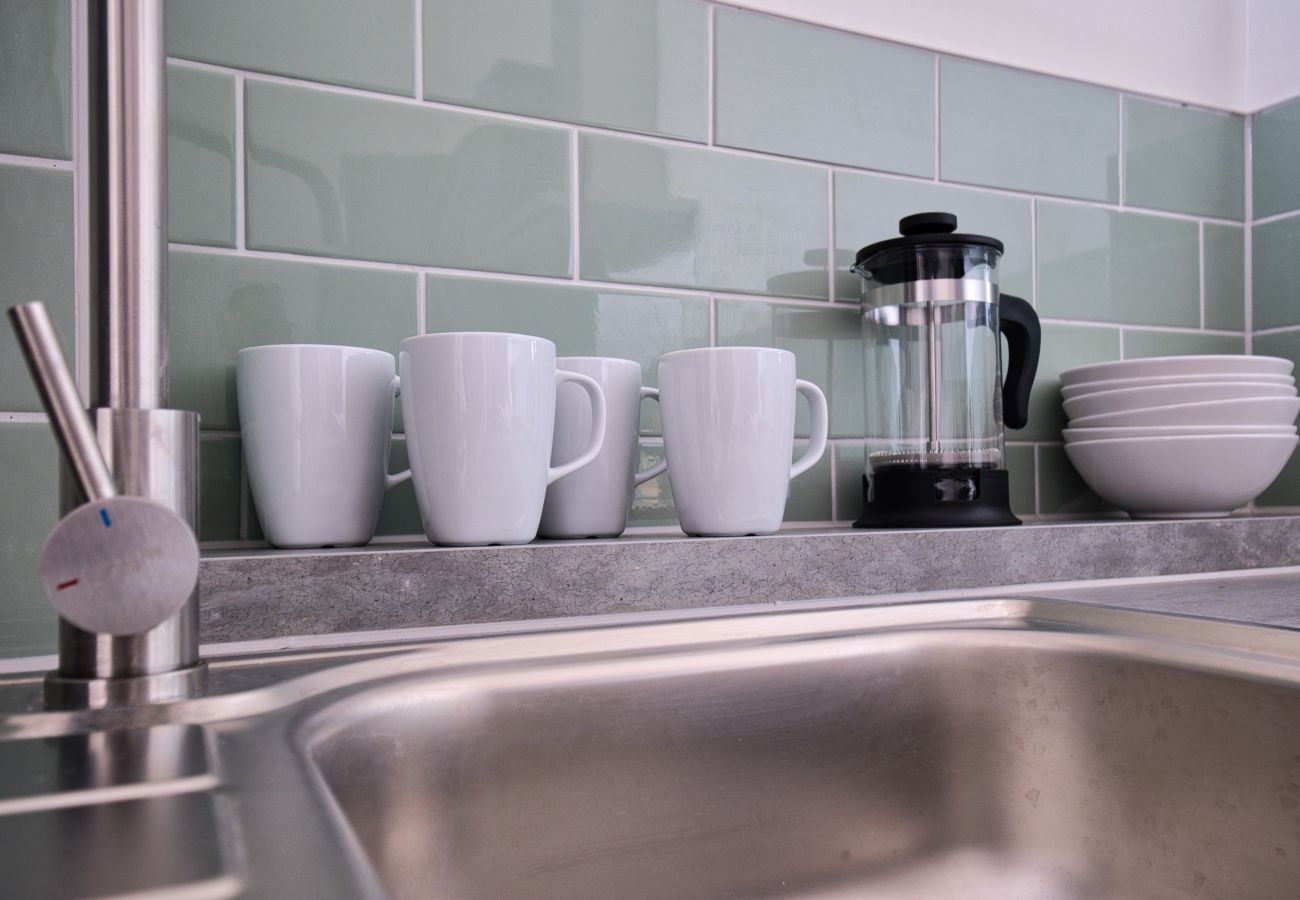 Apartment in Cheltenham - Lansdown 1 Bedroom Apartment, Cheltenham by mySTAYINN