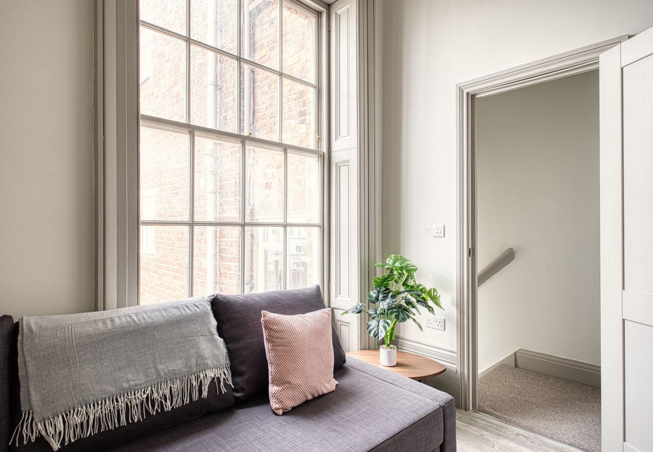 Apartment in Cheltenham - Lansdown 1 Bedroom Apartment, Cheltenham by mySTAYINN