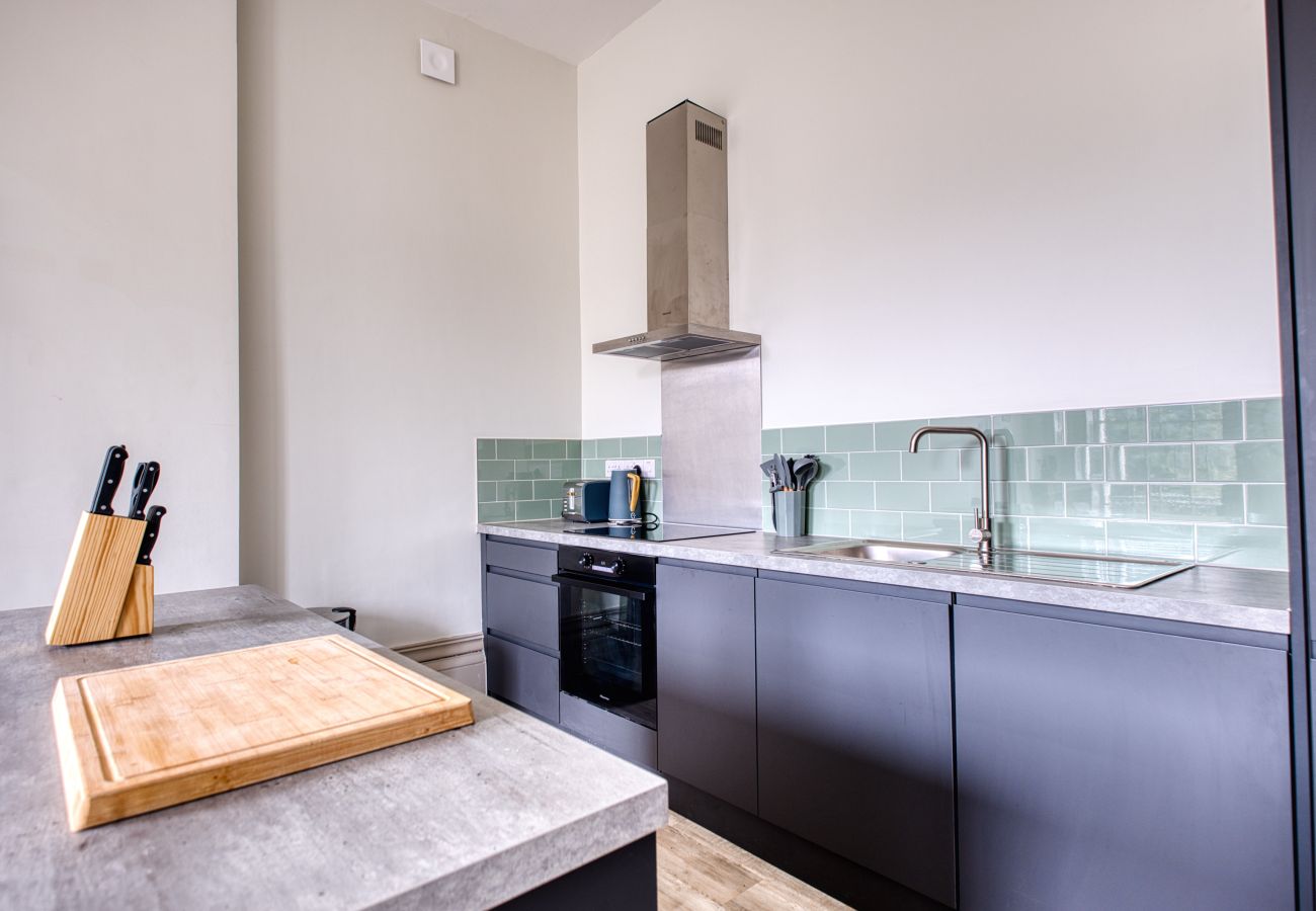 Apartment in Cheltenham - Montpellier 1 Bedroom Apartment, Cheltenham  by mySTAYINN