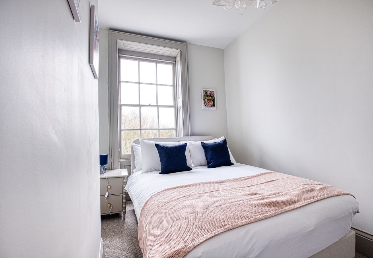 Apartment in Cheltenham - Regency 1 Bedroom Apartment, Cheltenham by mySTAYINN