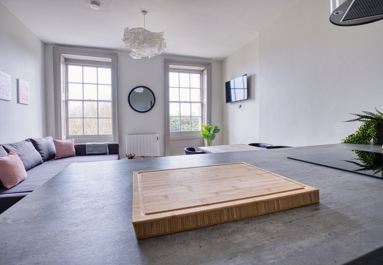 Apartment in Cheltenham - Regency 1 Bedroom Apartment, Cheltenham by mySTAYINN
