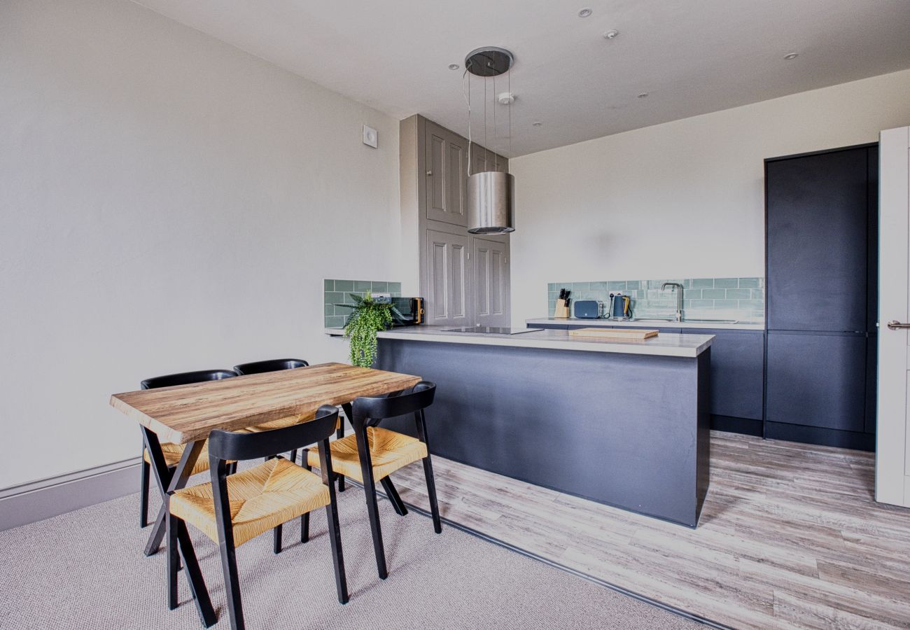 Apartment in Cheltenham - Regency 1 Bedroom Apartment, Cheltenham by mySTAYINN