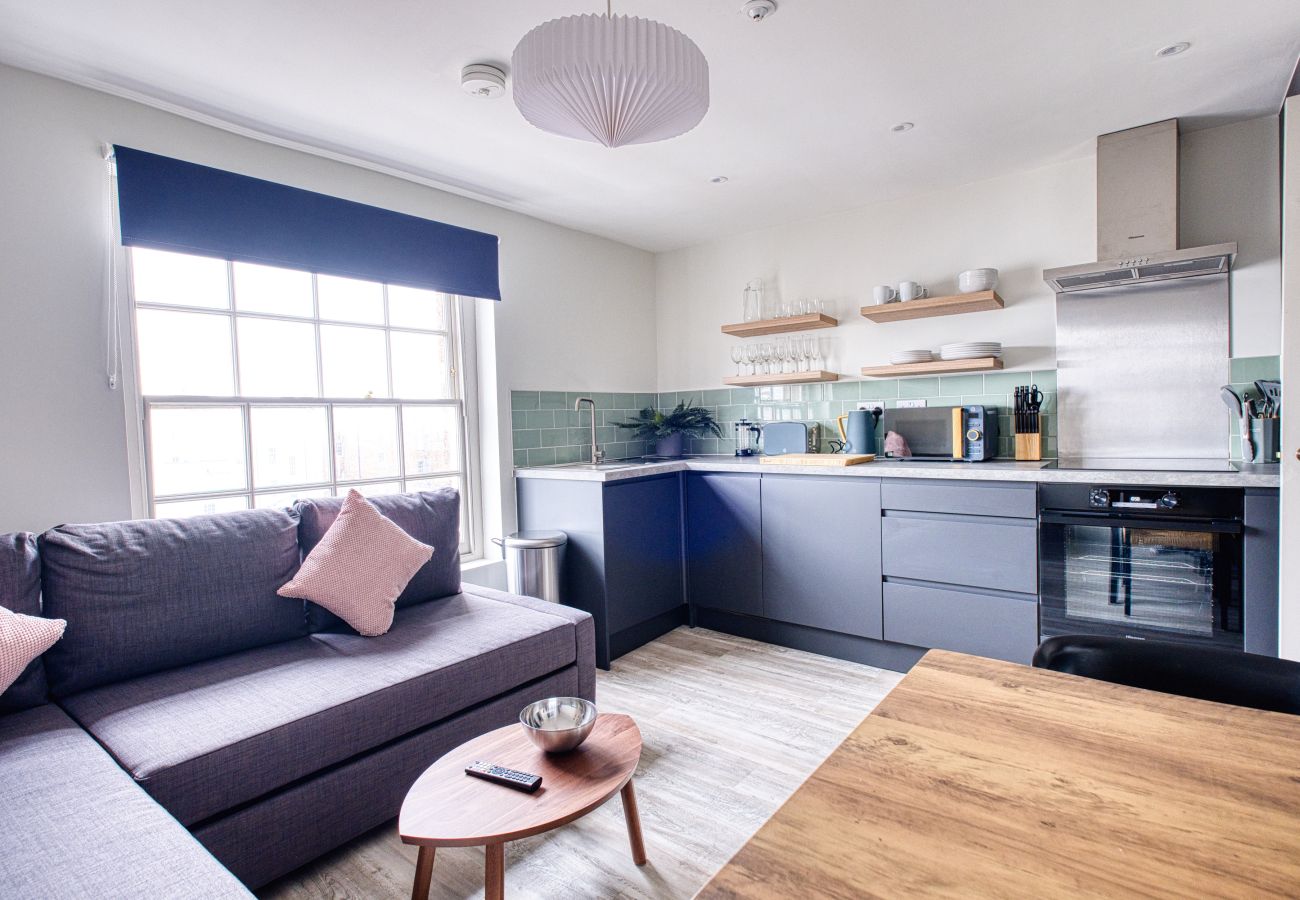 Apartment in Cheltenham - Shergar 1 Bedroom Apartment, Cheltenham by mySTAYINN