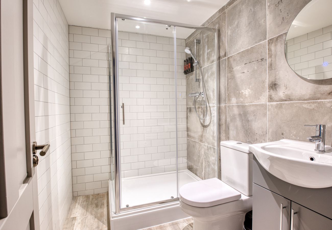 Apartment in Cheltenham - The Pavilion 1 Bedorom Apartment, Cheltenham by mySTAYINN