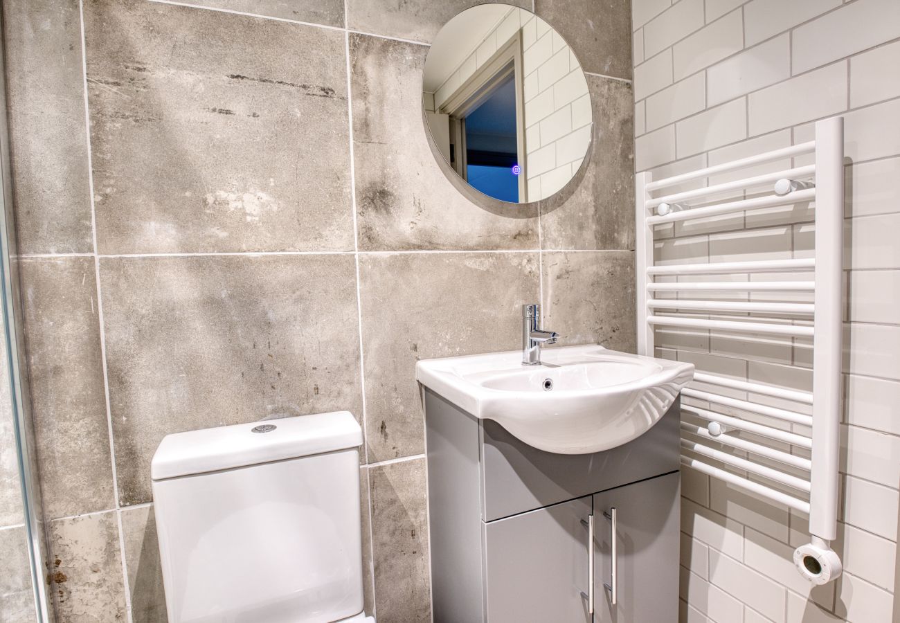 Apartment in Cheltenham - The Pavilion 1 Bedorom Apartment, Cheltenham by mySTAYINN