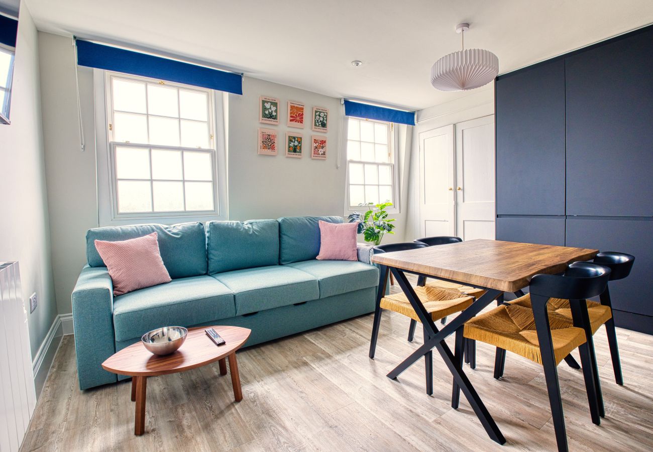 Apartment in Cheltenham - The Pavilion 1 Bedorom Apartment, Cheltenham by mySTAYINN