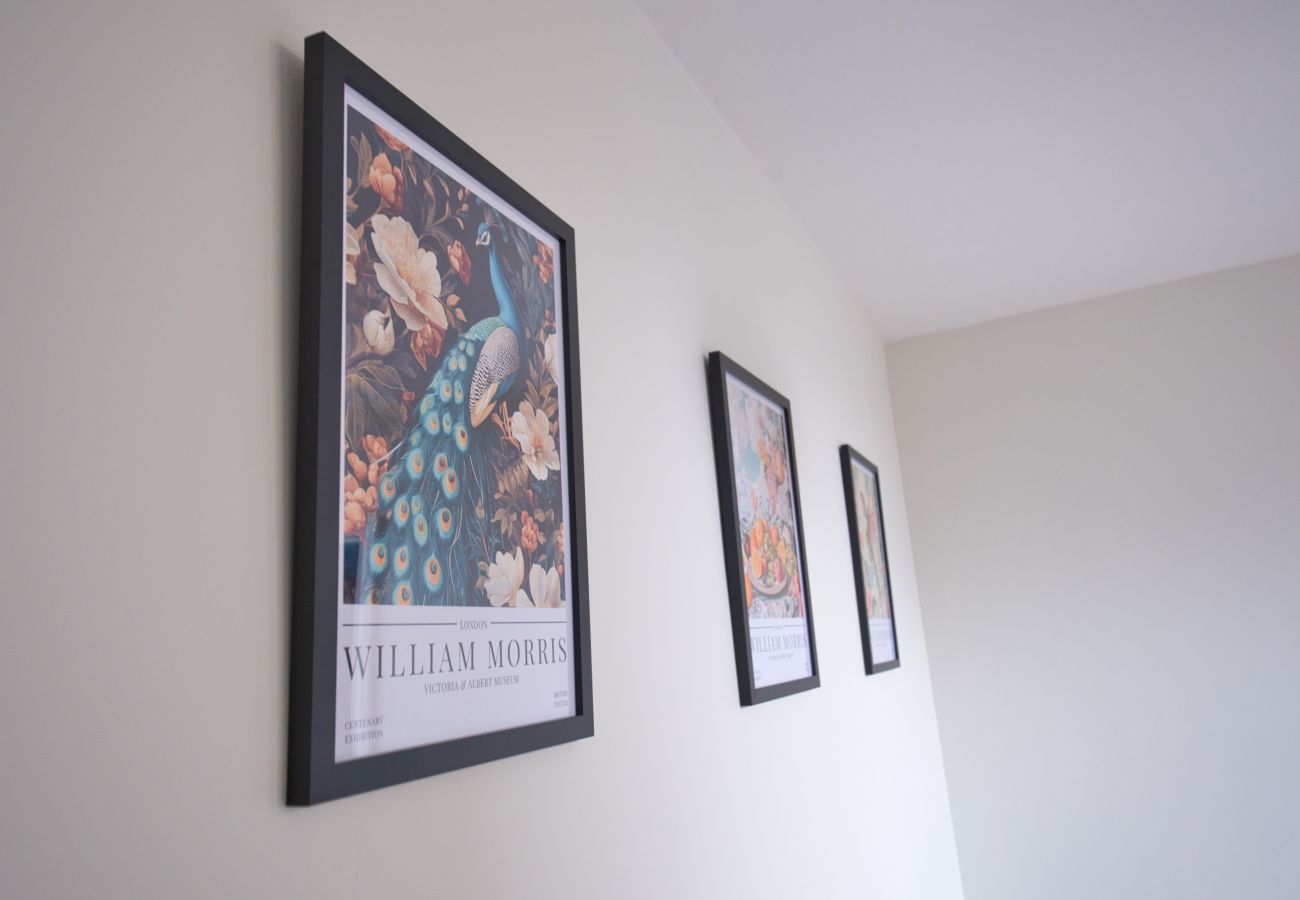 Cottage in Cheltenham - Ivy Cottage, 1 Bedroom, Cheltenham City Centre by mySTAYINN