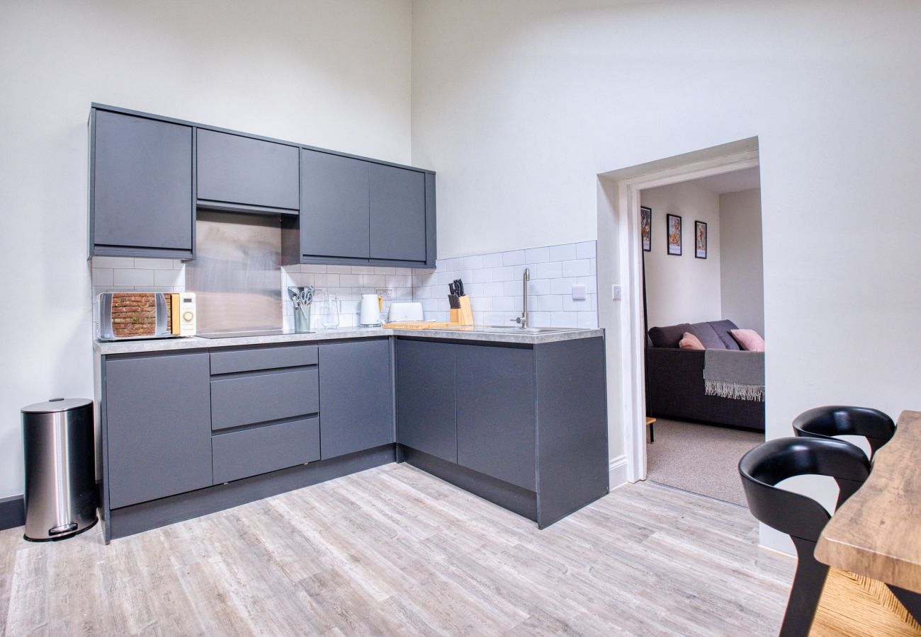 Cottage in Cheltenham - Ivy Cottage, 1 Bedroom, Cheltenham City Centre by mySTAYINN