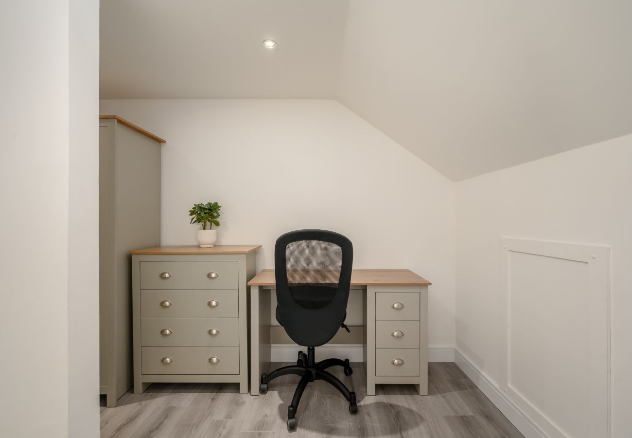 House in Dalkeith -  Heather Way 4 Bedroom House - Mayfield, Dalkeith