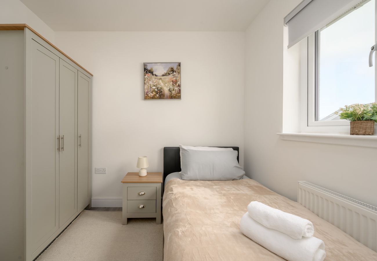 House in Dalkeith -  Heather Way 4 Bedroom House - Mayfield, Dalkeith