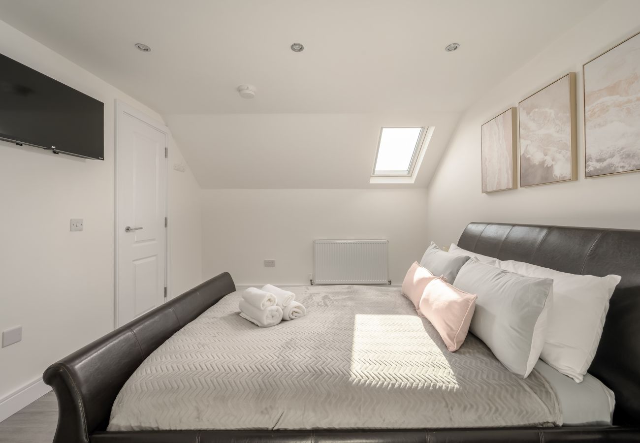 House in Dalkeith -  Heather Way 4 Bedroom House - Mayfield, Dalkeith