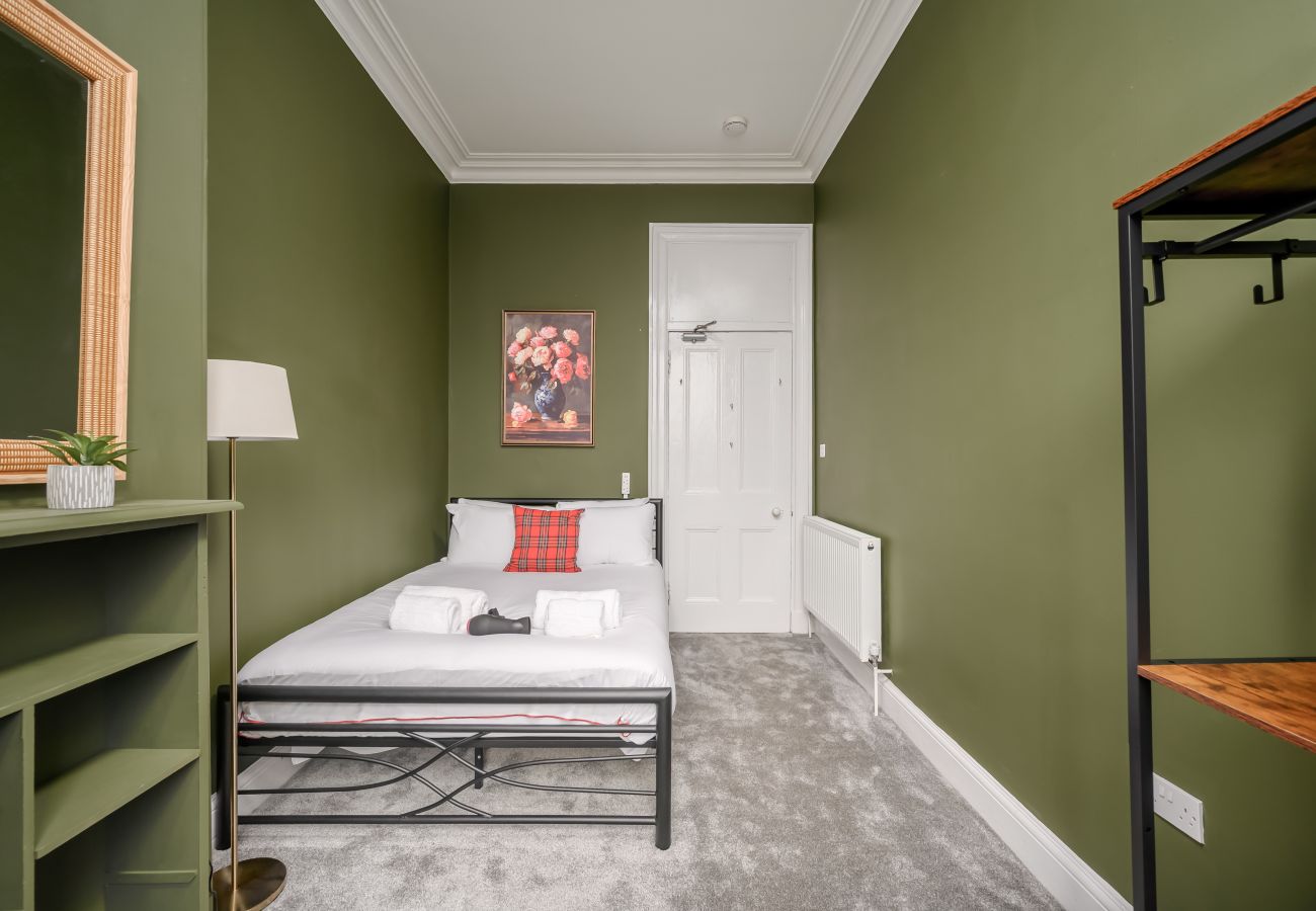 Apartment in Edinburgh - Marchmont 4 Bedroom Apartment - Edinburgh