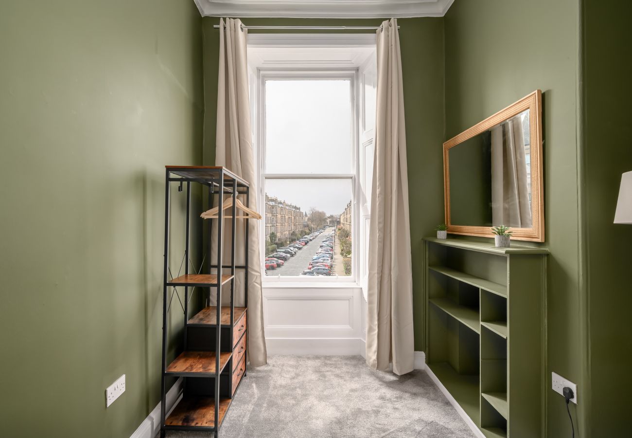 Apartment in Edinburgh - Marchmont 4 Bedroom Apartment - Edinburgh