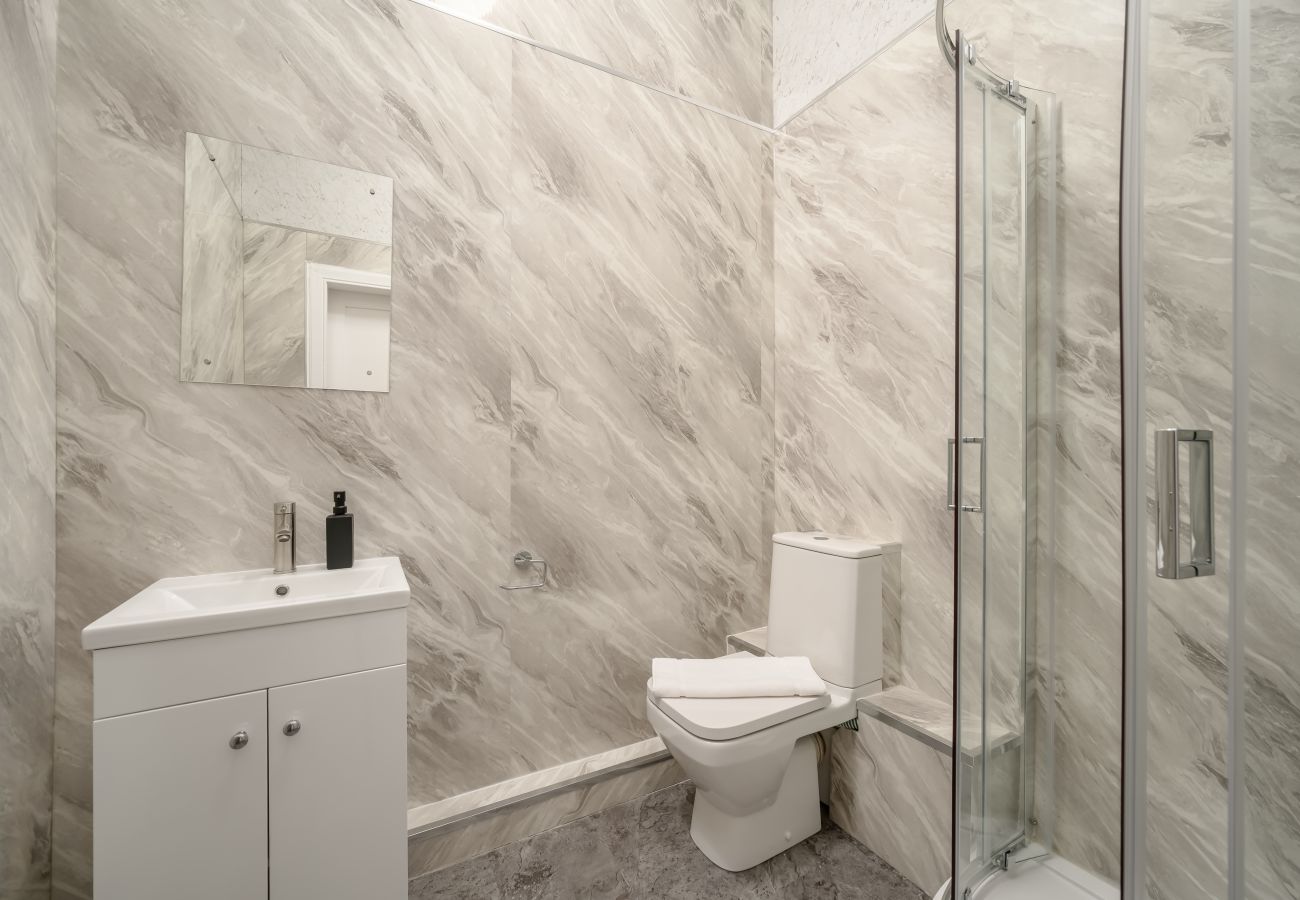 Apartment in Edinburgh - Marchmont 4 Bedroom Apartment - Edinburgh