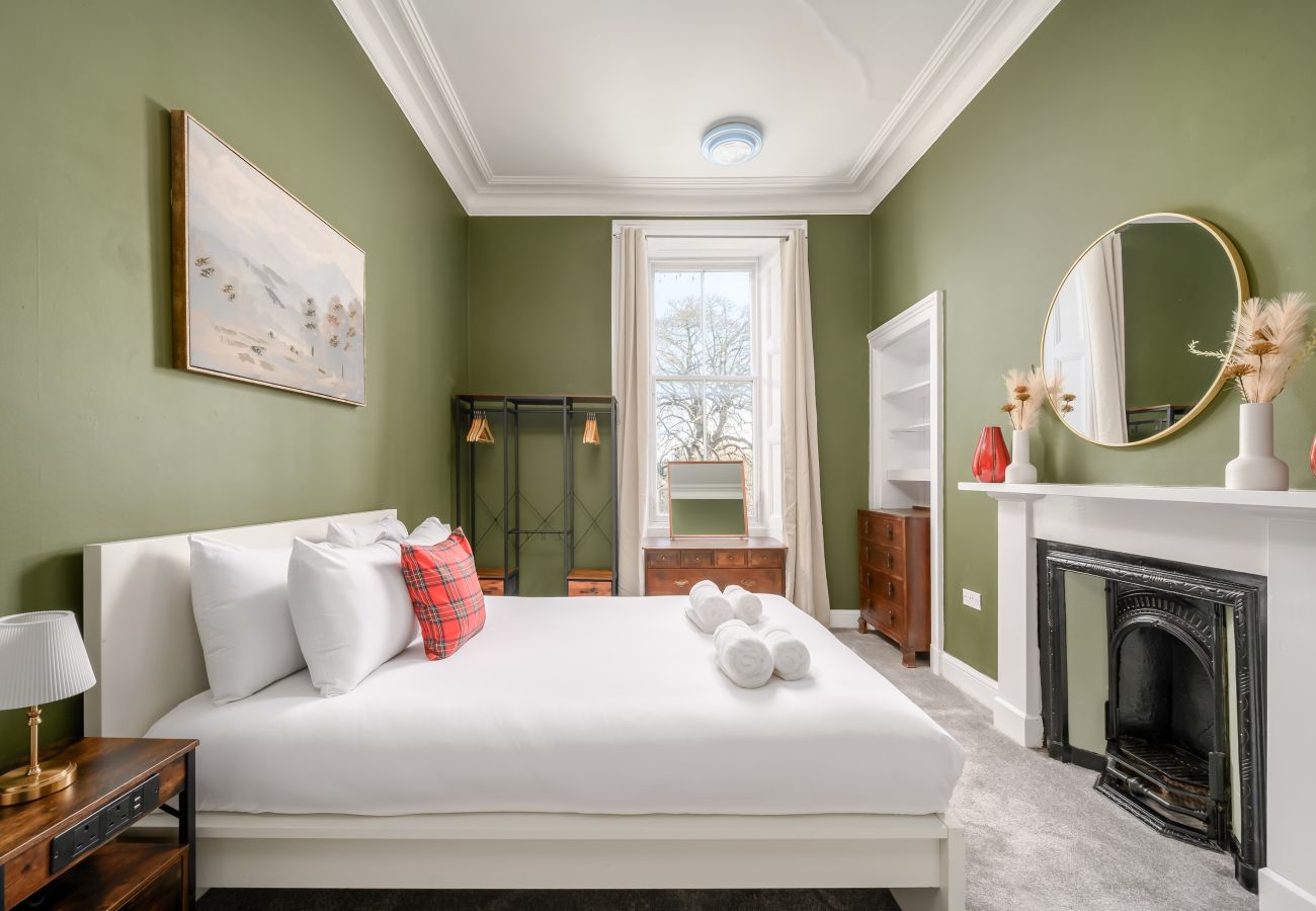 Apartment in Edinburgh - Marchmont 4 Bedroom Apartment - Edinburgh