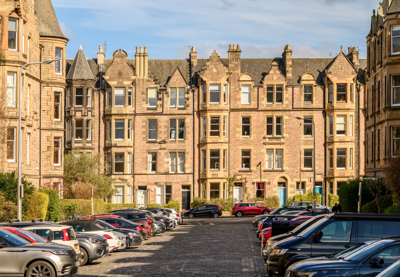 Apartment in Edinburgh - Marchmont 4 Bedroom Apartment - Edinburgh