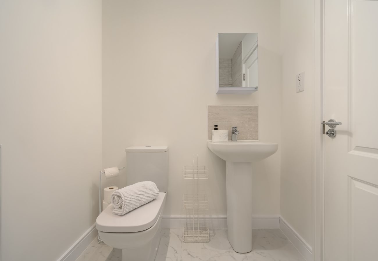 House in Dalkeith - Heather Way Cosy 4 Bedroom House - Mayfield, Dalkeith