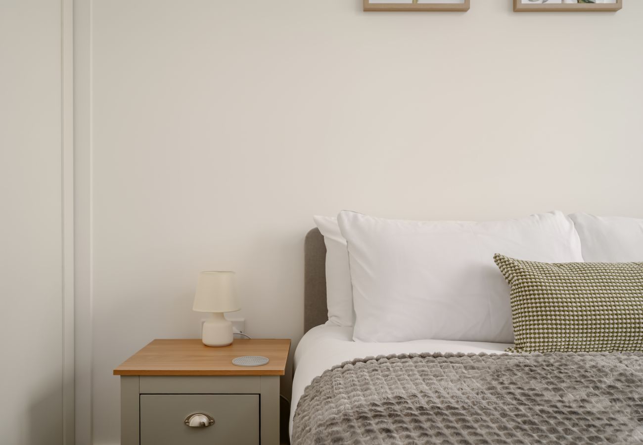 House in Dalkeith - Heather Way Cosy 4 Bedroom House - Mayfield, Dalkeith