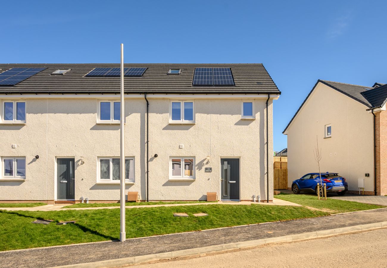 House in Dalkeith - Heather Way Cosy 4 Bedroom House - Mayfield, Dalkeith
