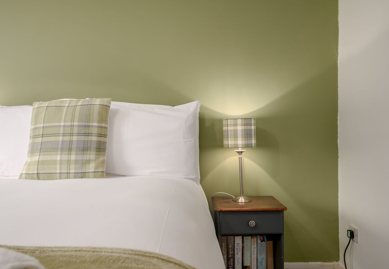 House in Edinburgh - Almond Green 2 Bedroom House - Edinburgh 