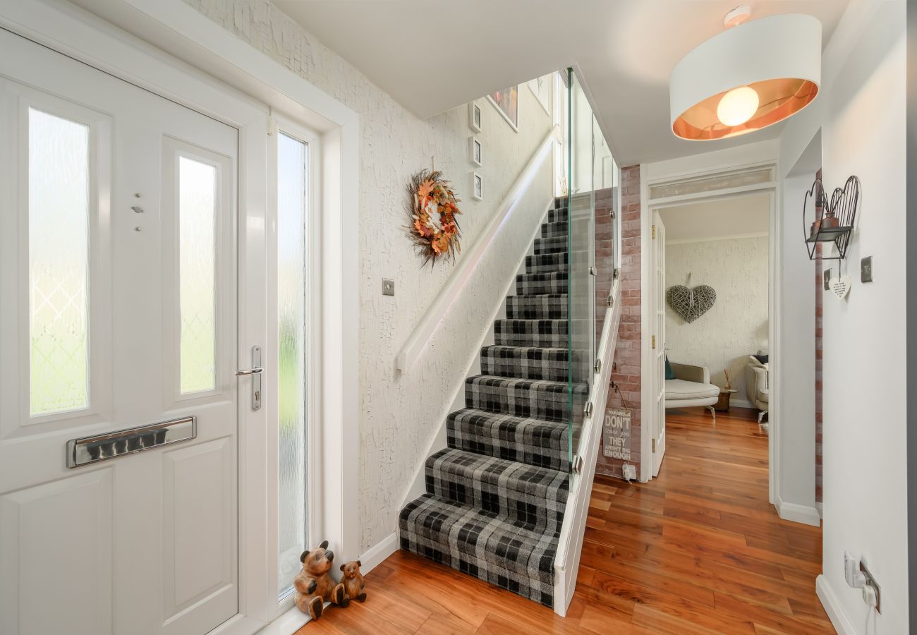 House in Edinburgh - Almond Green 2 Bedroom House - Edinburgh 