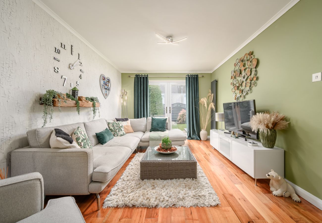 House in Edinburgh - Almond Green 2 Bedroom House - Edinburgh 