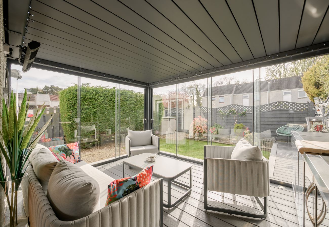 House in Edinburgh - Almond Green 2 Bedroom House - Edinburgh 