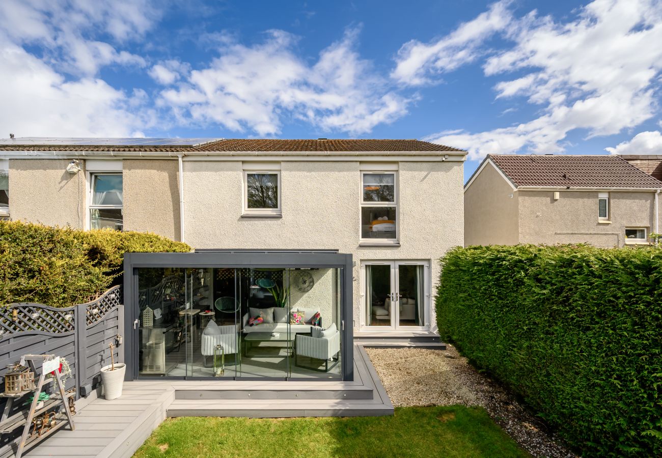 House in Edinburgh - Almond Green 2 Bedroom House - Edinburgh 