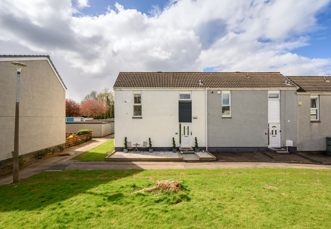 House in Edinburgh - Almond Green 2 Bedroom House - Edinburgh 