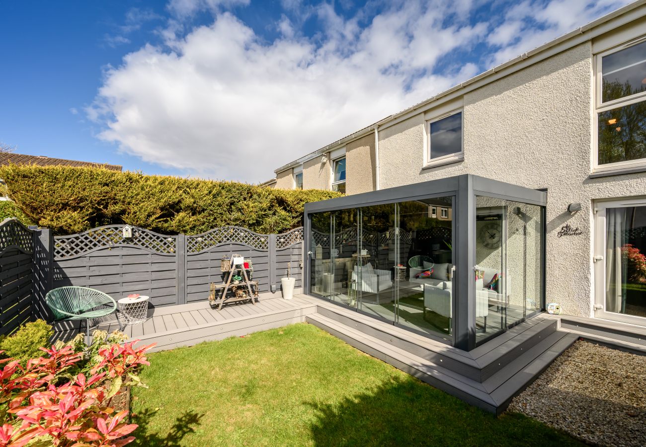 House in Edinburgh - Almond Green 2 Bedroom House - Edinburgh 