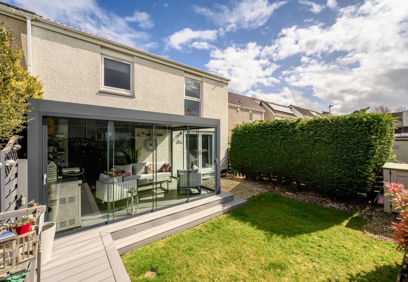 House in Edinburgh - Almond Green 2 Bedroom House - Edinburgh 