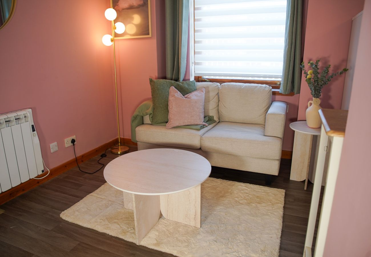 Apartment in Inverness - Stylish 1 Bedroom Apartment - Old Bakery Buildings - Inverness