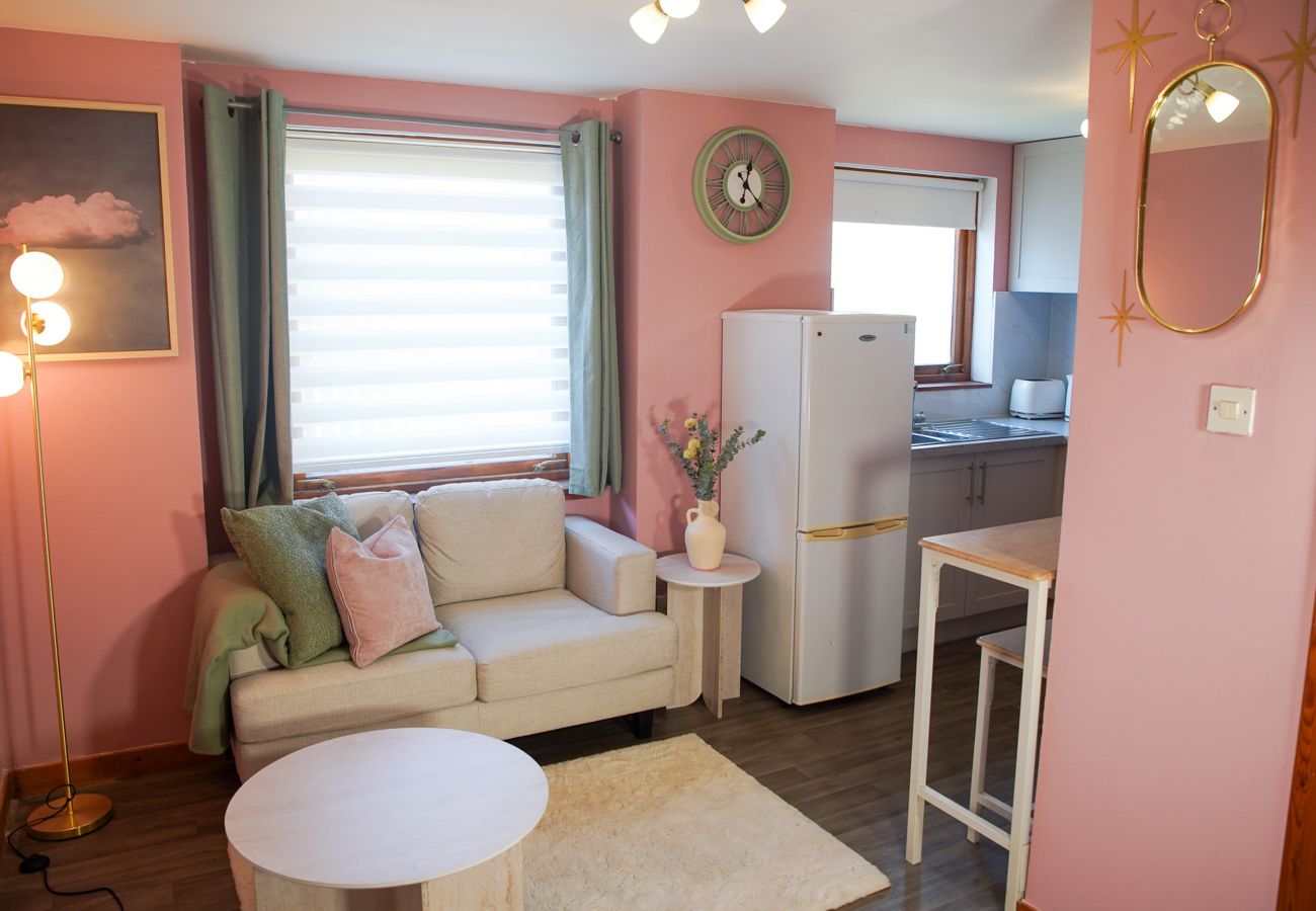 Apartment in Inverness - Stylish 1 Bedroom Apartment - Old Bakery Buildings - Inverness
