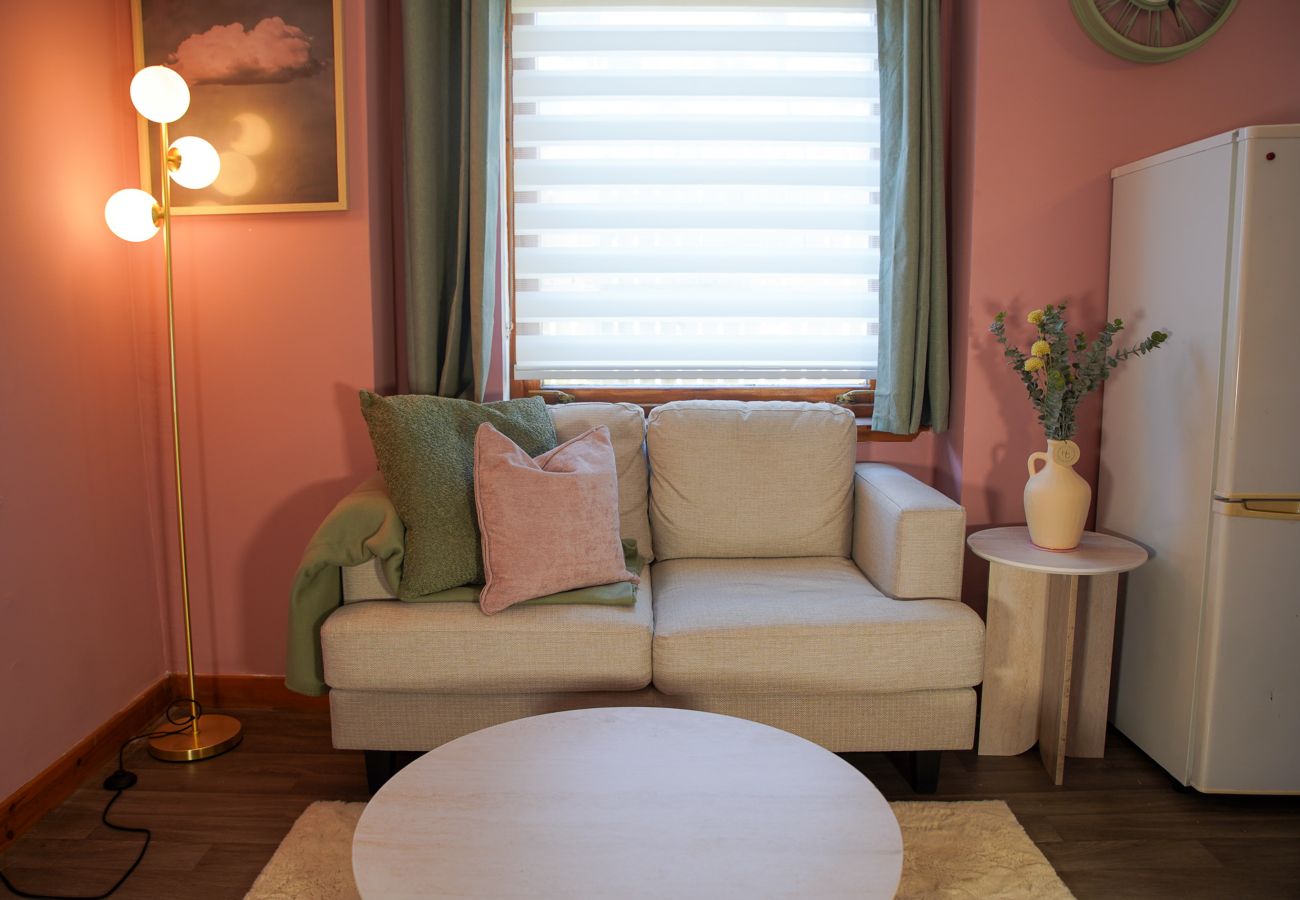 Apartment in Inverness - Stylish 1 Bedroom Apartment - Old Bakery Buildings - Inverness