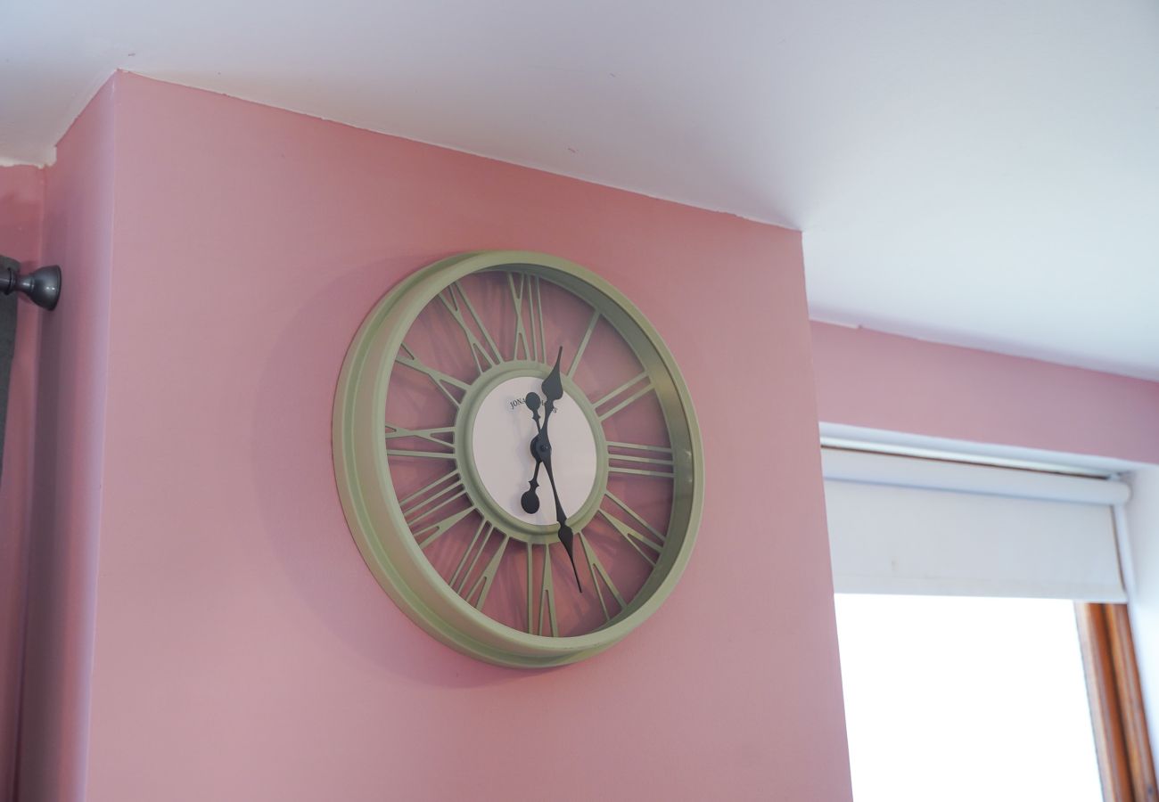 Apartment in Inverness - Stylish 1 Bedroom Apartment - Old Bakery Buildings - Inverness