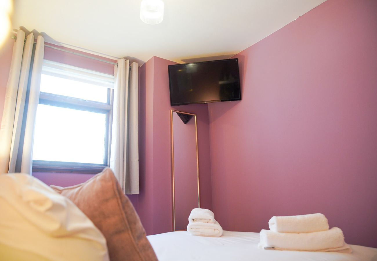 Apartment in Inverness - Stylish 1 Bedroom Apartment - Old Bakery Buildings - Inverness