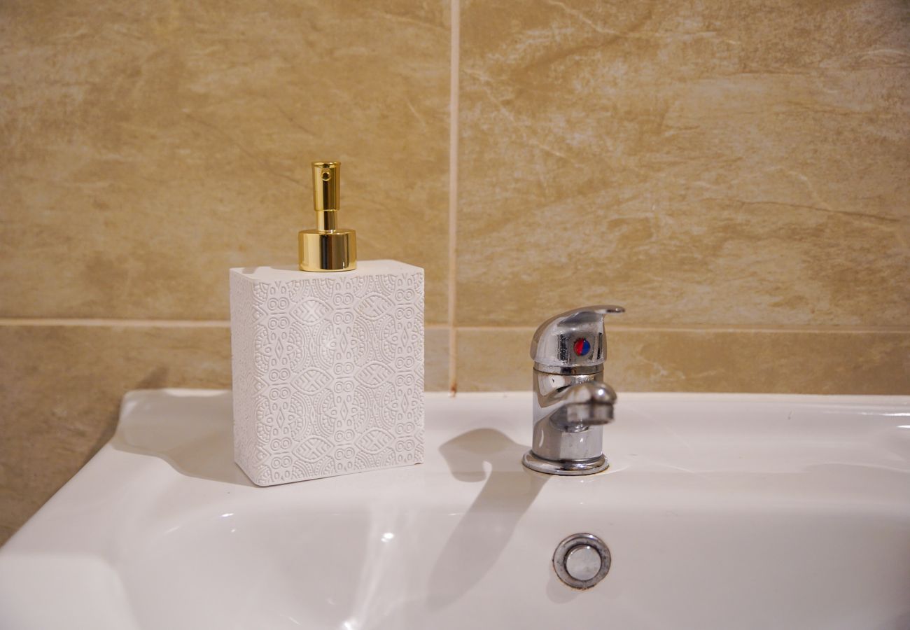 Apartment in Inverness - Stylish 1 Bedroom Apartment - Old Bakery Buildings - Inverness