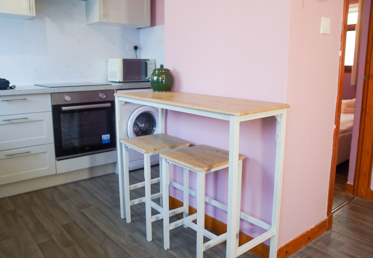 Apartment in Inverness - Stylish 1 Bedroom Apartment - Old Bakery Buildings - Inverness