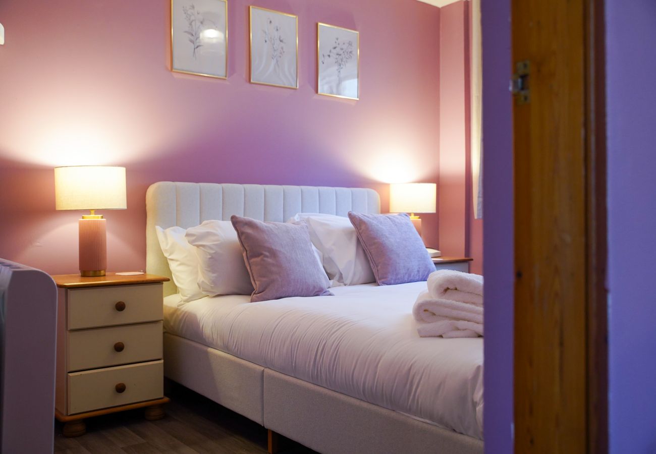 Apartment in Inverness - Stylish 1 Bedroom Apartment - Old Bakery Buildings - Inverness