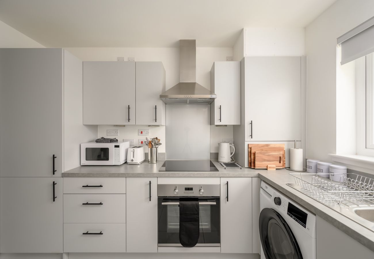House in Dalkeith - Heather Way Modern 4 Bedroom House - Mayfield, Dalkeith