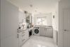House in Dalkeith - Heather Way Modern 4 Bedroom House - Mayfield, Dalkeith