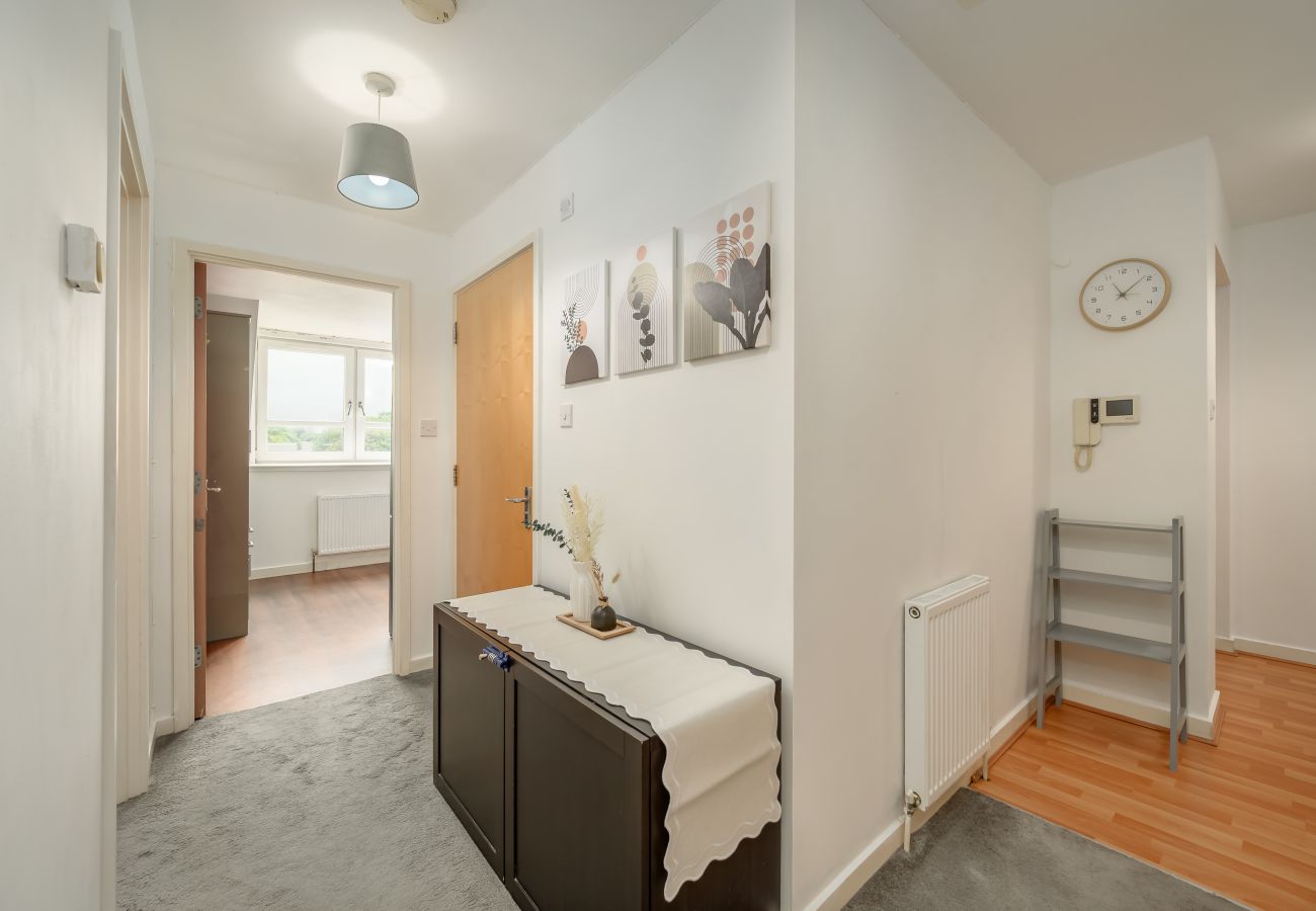 Rent by room in Edinburgh - Pentland Hills Views - Cosy Room in Shared Accommodation - Edinburgh 