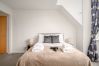 Rent by room in Edinburgh - Pentland Hills Views - Cosy Room in Shared Accommodation - Edinburgh 