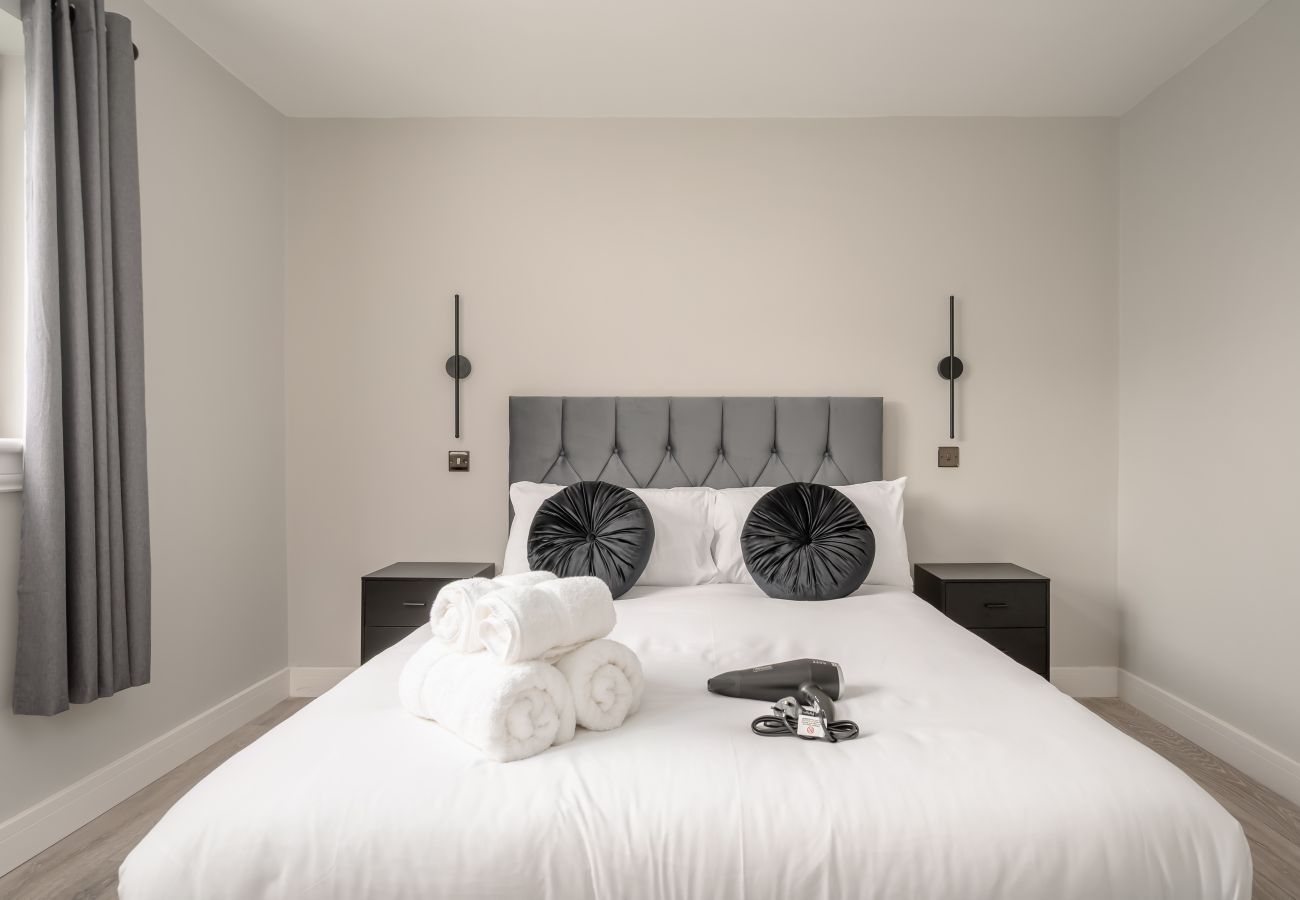 Apartment in Edinburgh - Silverknowes 2 Bedroom Apartment - Edinburgh