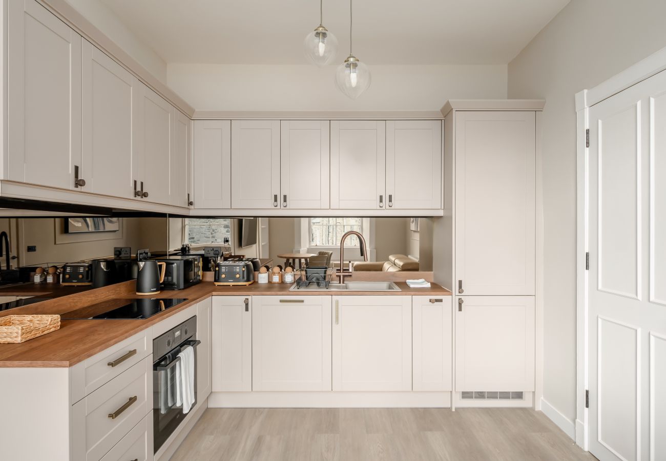 Apartment in Edinburgh - Dean Park 2 Bedroom Apartment - Edinburgh