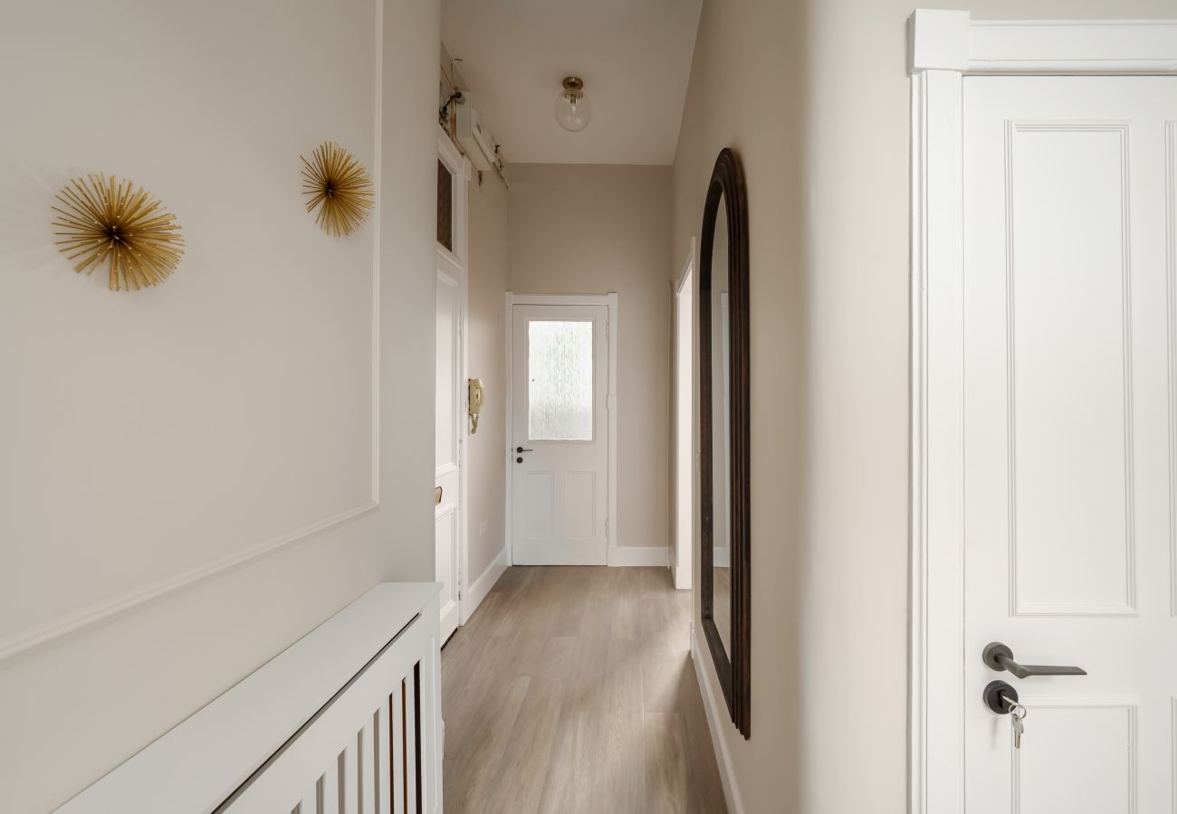 Apartment in Edinburgh - Dean Park 2 Bedroom Apartment - Edinburgh