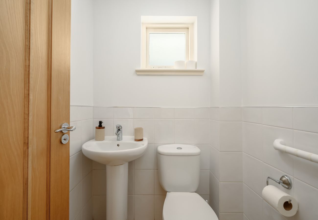 House in Inverness - King Brude 5 Bedroom House - Inverness