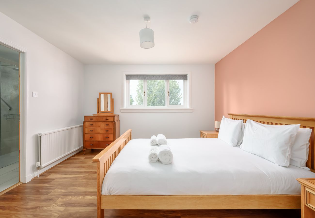 House in Inverness - King Brude 5 Bedroom House - Inverness